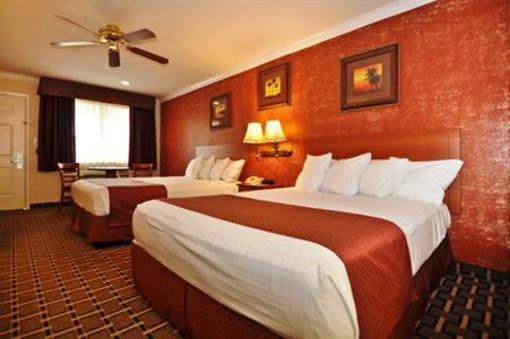фото отеля BEST WESTERN Pearland Inn