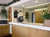 Super 8 Romulus Detroit