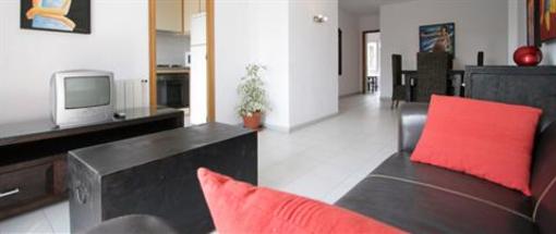фото отеля Girona Apartments