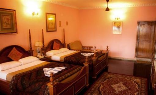 фото отеля Sea Breeze Hotel