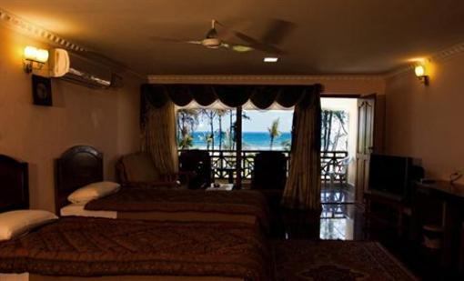 фото отеля Sea Breeze Hotel