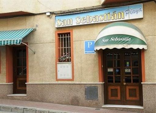 фото отеля Hostal San Sebastian