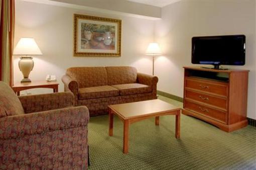фото отеля AmericInn Hotel & Suites Omaha