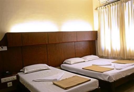 фото отеля Raj Residency Pondicherry