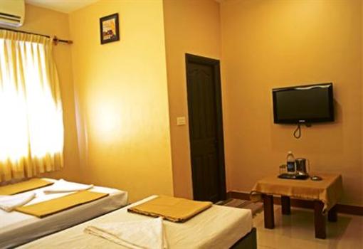 фото отеля Raj Residency Pondicherry