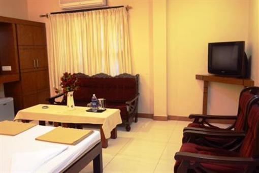 фото отеля Raj Residency Pondicherry