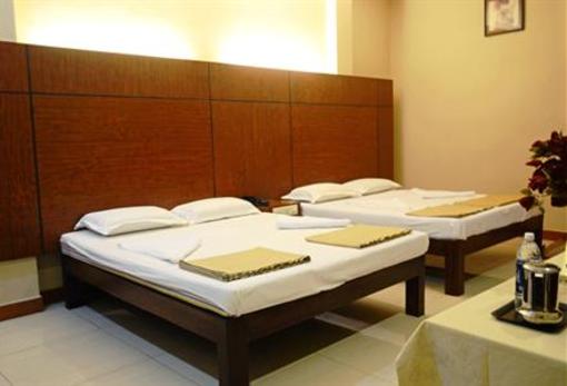 фото отеля Raj Residency Pondicherry