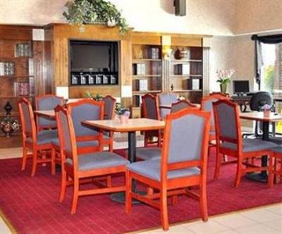 фото отеля Quality Inn at Fort Lee