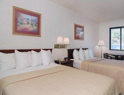 фото отеля Quality Inn at Fort Lee