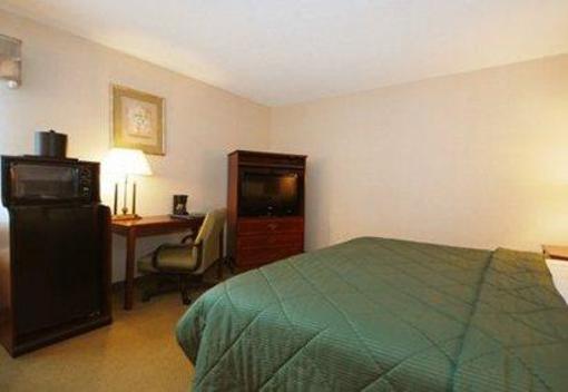 фото отеля Comfort Inn Marlborough