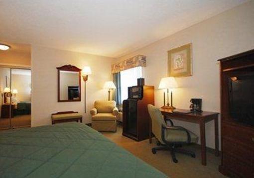 фото отеля Comfort Inn Marlborough