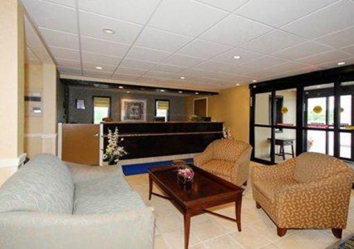 фото отеля Comfort Inn Marlborough