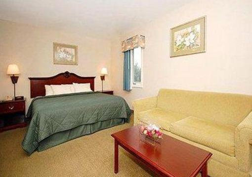 фото отеля Comfort Inn Marlborough