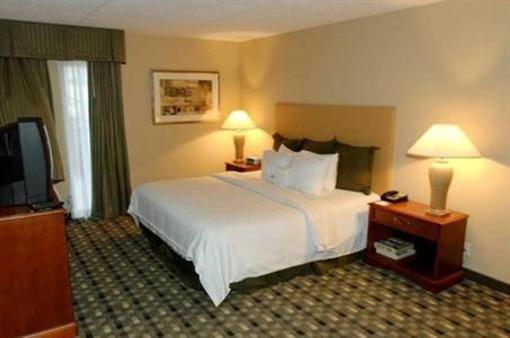 фото отеля Crowne Plaza Hotel Cincinnati Blue Ash