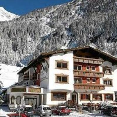 фото отеля Hotel Alpenhof Sankt Leonhard im Pitztal