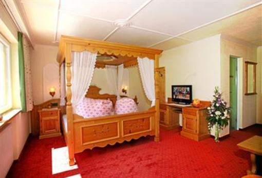фото отеля Hotel Alpenhof Sankt Leonhard im Pitztal