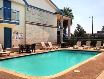 фото отеля Days Inn San Antonio AT&T Center