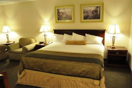 фото отеля Best Western Ashbury Inn La Grange (Kentucky)
