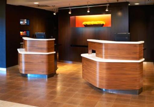 фото отеля Courtyard by Marriott Chicago Deerfield
