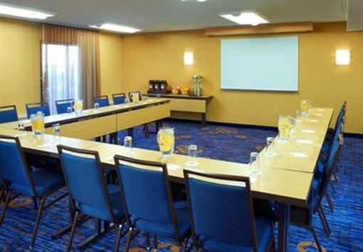 фото отеля Courtyard by Marriott Chicago Deerfield