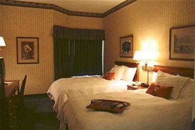 фото отеля Hampton Inn Scottsburg