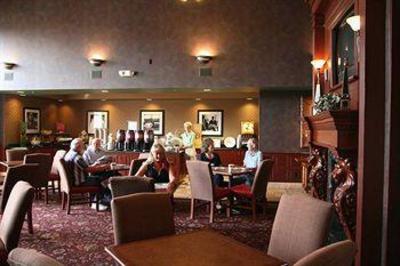 фото отеля Hampton Inn Scottsburg