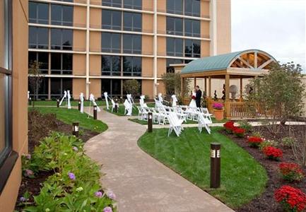 фото отеля Courtyard Canton