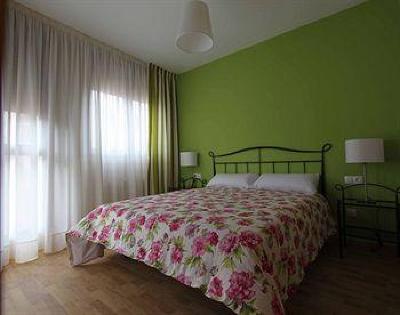 фото отеля Real Valle Ezcaray Apartamentos Turisticos Zorraquin