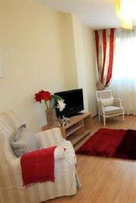 фото отеля Real Valle Ezcaray Apartamentos Turisticos Zorraquin