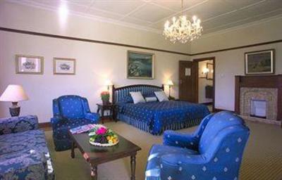 фото отеля Greenways Hotel