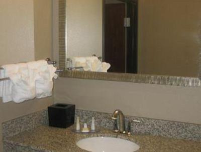 фото отеля Baymont Inn & Suites Bellevue
