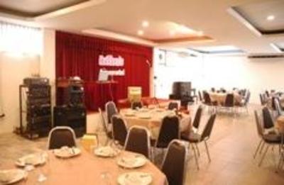 фото отеля Paradorn Inn