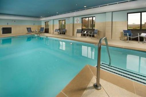 фото отеля Holiday Inn Express & Suites Caryville