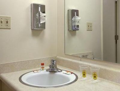 фото отеля Super 8 Altamont