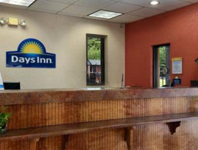 фото отеля Days Inn Columbus Tryon