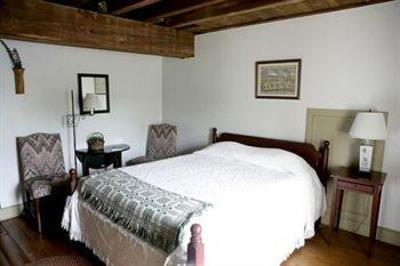 фото отеля The Inn At Millrace Pond