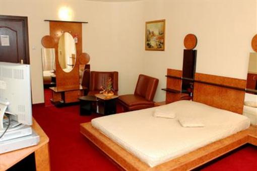 фото отеля Casa Adria Pensiunea Targu Mures