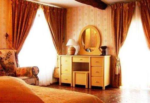 фото отеля Le Relais Des Hirondelles Chambre d'hotes Chaumont-en-Vexin
