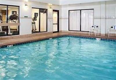 фото отеля Courtyard Hotel Cleveland Westlake