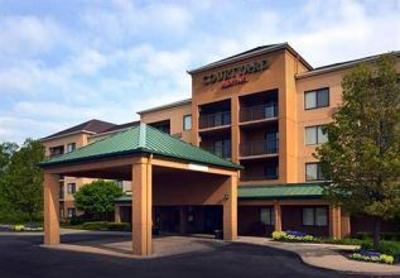 фото отеля Courtyard Hotel Cleveland Westlake