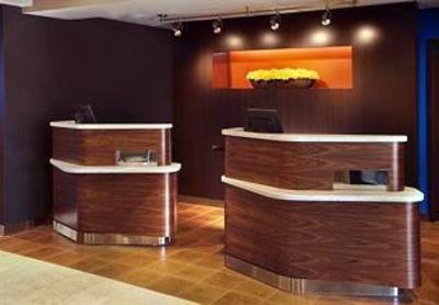 фото отеля Courtyard Hotel Cleveland Westlake