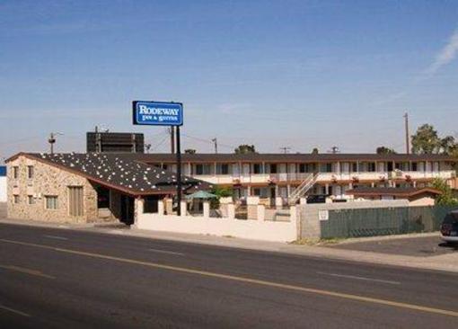 фото отеля Rodeway Inn & Suites Hermiston
