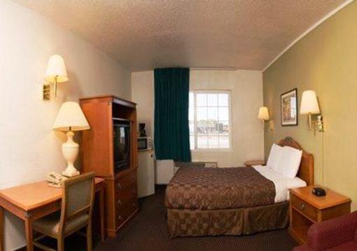 фото отеля Rodeway Inn & Suites Hermiston
