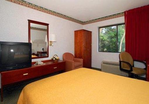 фото отеля Quality Inn Hyde Park
