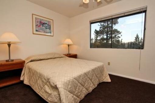 фото отеля Big Bear Lake Cabins