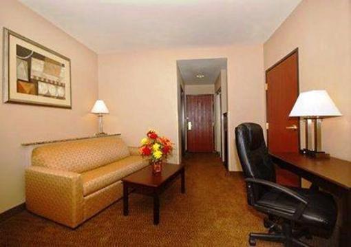 фото отеля Comfort Suites Seaford