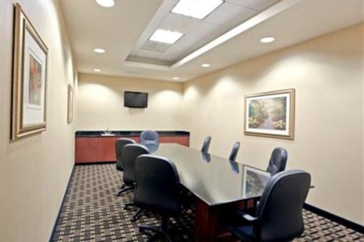 фото отеля Holiday Inn Express Hotel & Suites Lynnwood