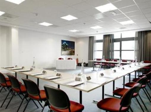 фото отеля New Hotel of Marseille Le Pharo