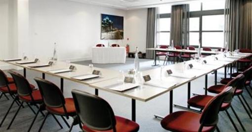 фото отеля New Hotel of Marseille Le Pharo