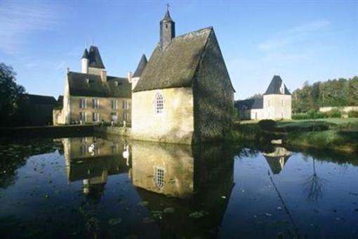 фото отеля Chateau De Vauloge Ferce-sur-Sarthe